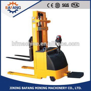 2017 2000kg capacity electric stacker walkie stacker power stacker