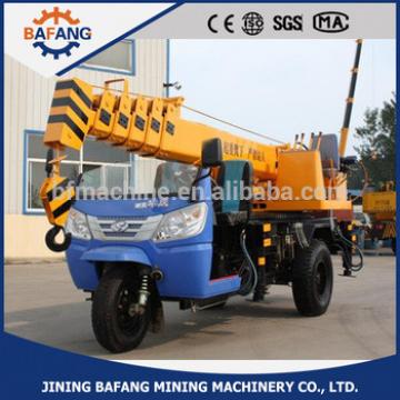 powerfull Hydraulic truck with tricycle crane is hotting sell